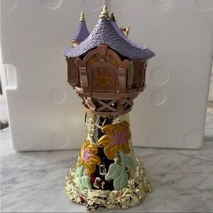 NWT Rapunzel 3 Wick Candle Holder